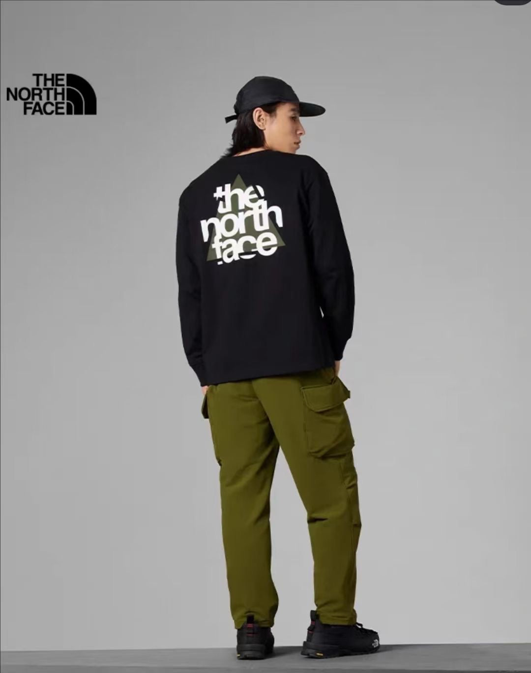 The north face 裂紋印花tee