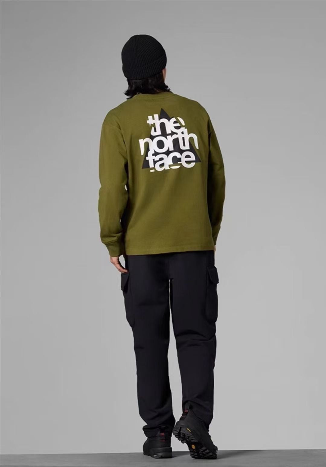 The north face 裂紋印花tee