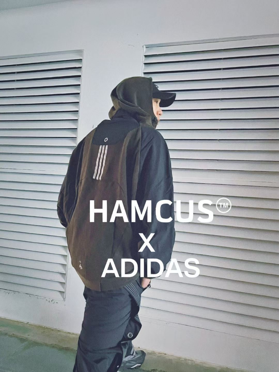 Adidas 高領hoodies