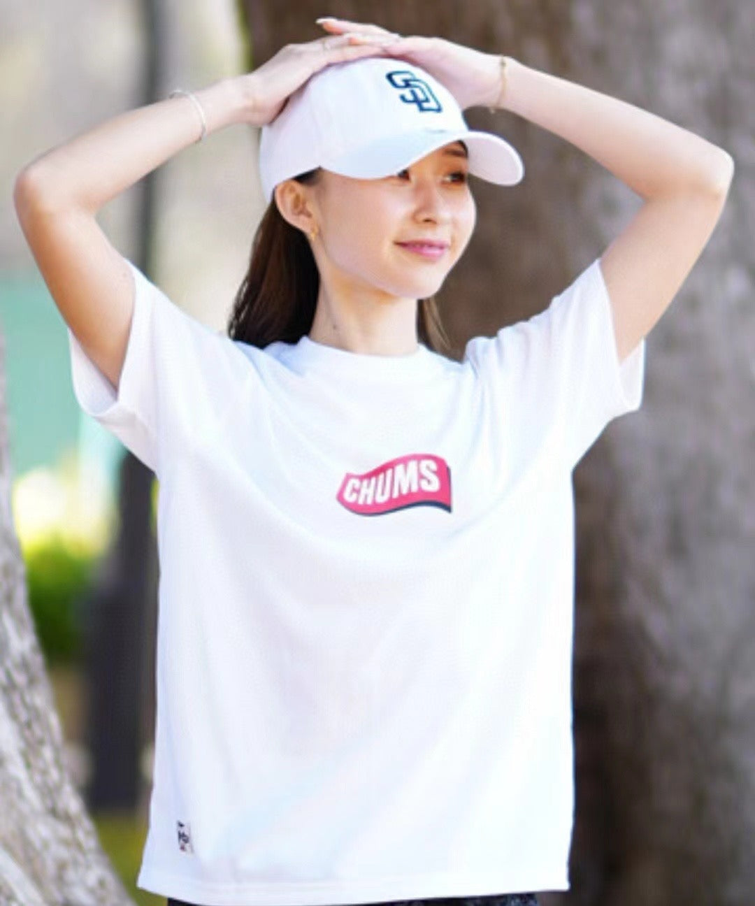 Chums字母 logo tee