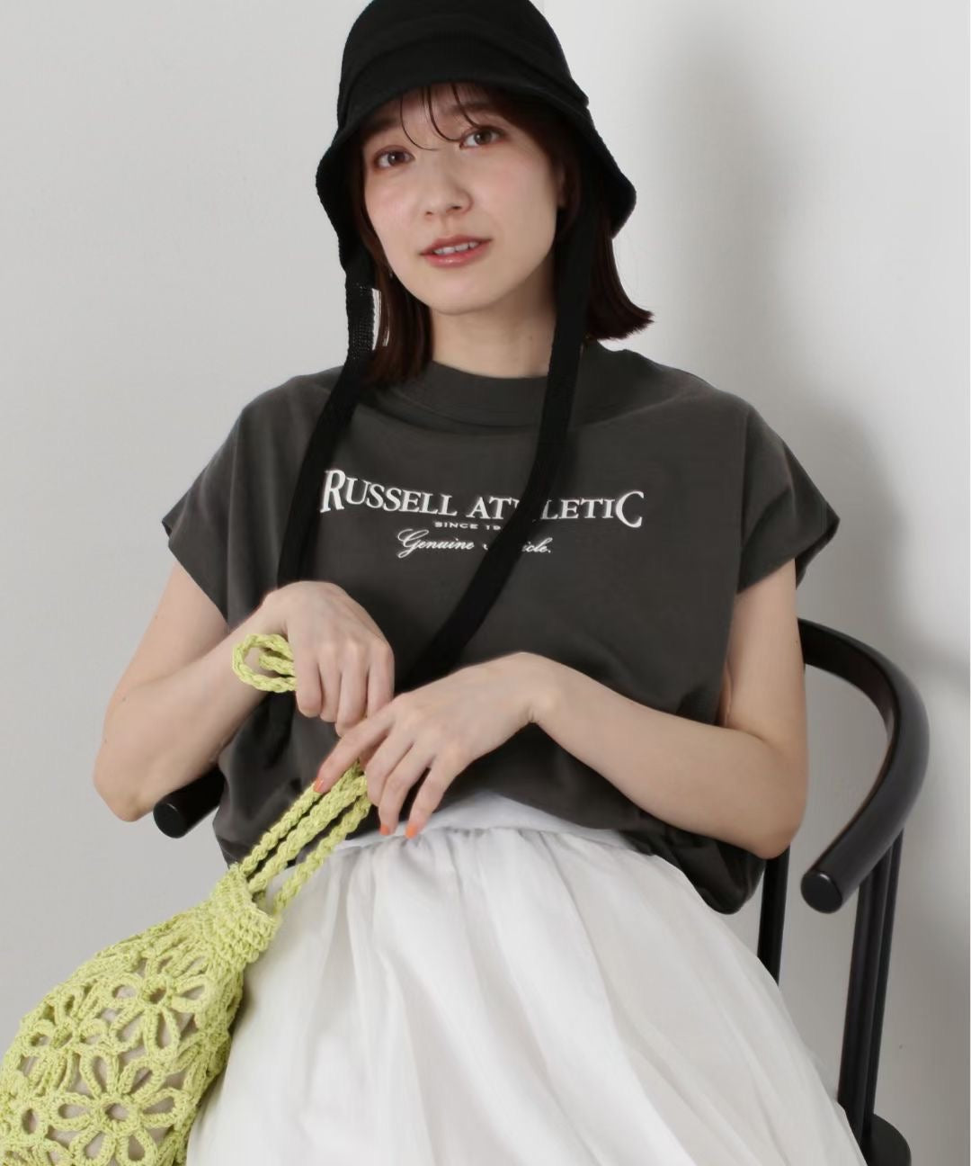 日單Russell logo tee