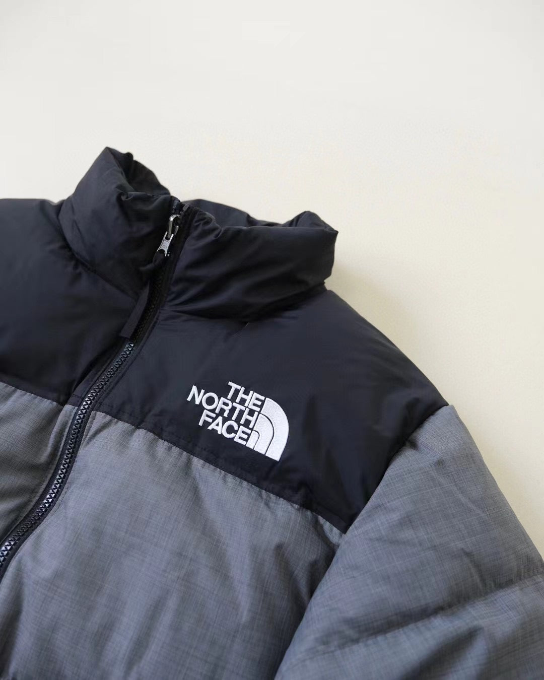 TNF 1996 Retro Nuptse羽絨