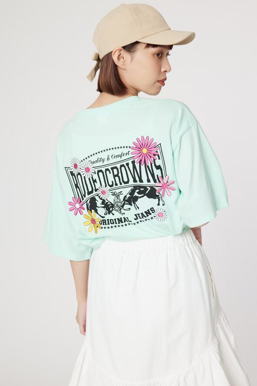 Rodeo crowns flower tee