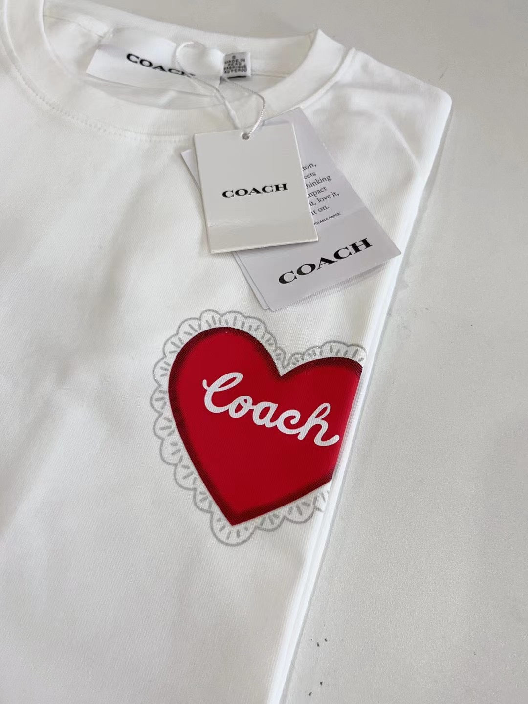 Coach 心心tee