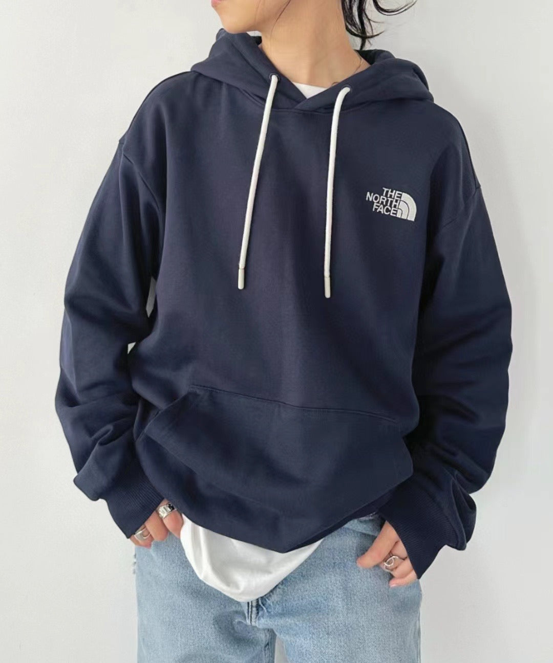 The north face 刺繡hoodies