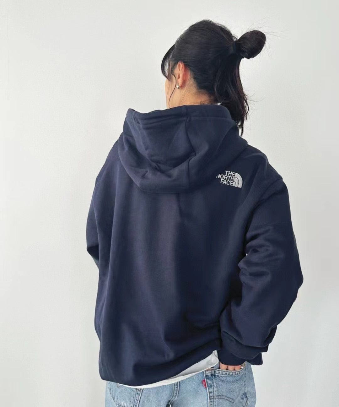 The north face 刺繡hoodies