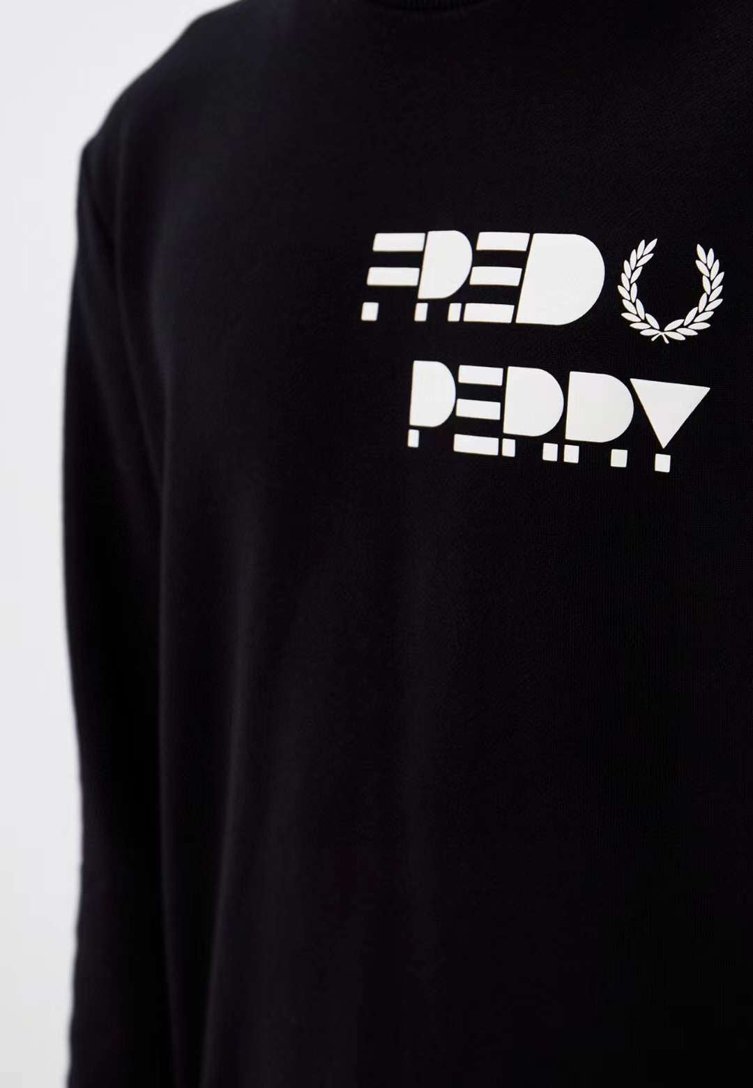 Fred perry logo圓領衛衣