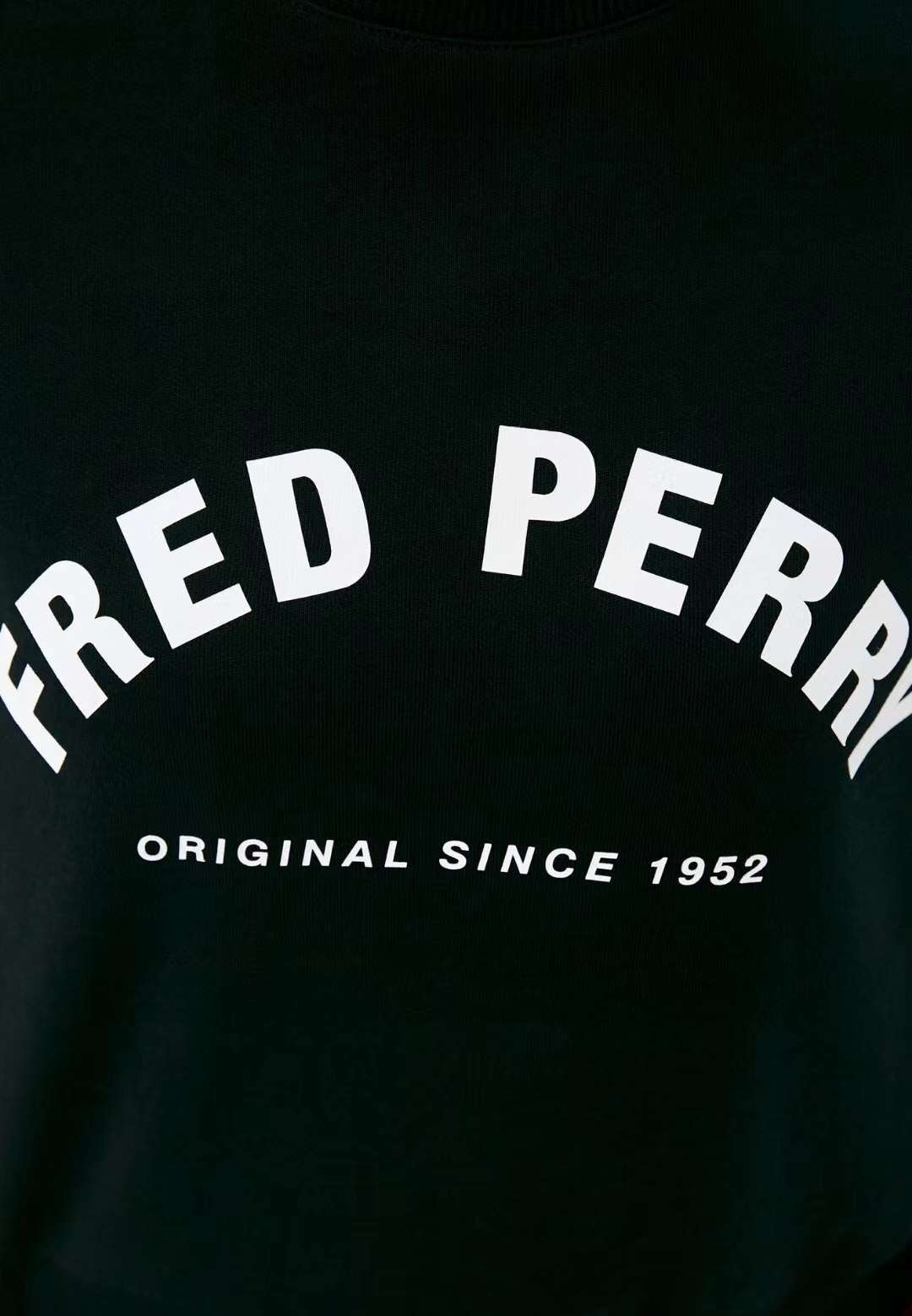 Fred perry 前後刺繡衛衣