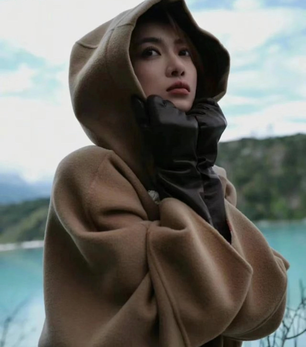 MaxMara 純羊毛斗篷漁夫褸