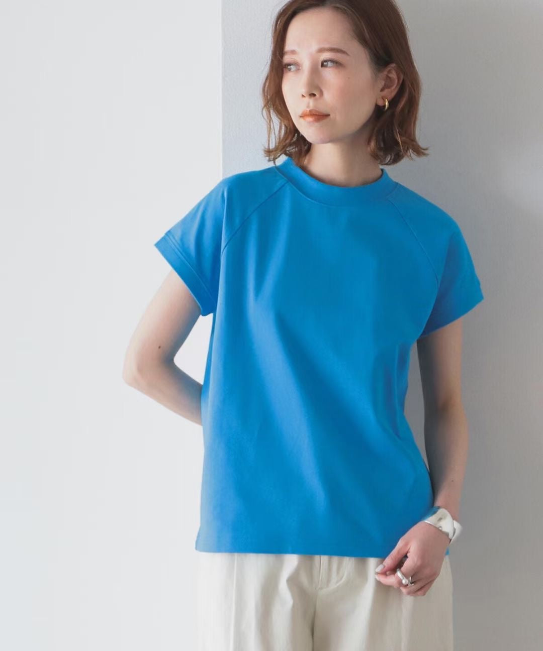 Beams 淨色tee