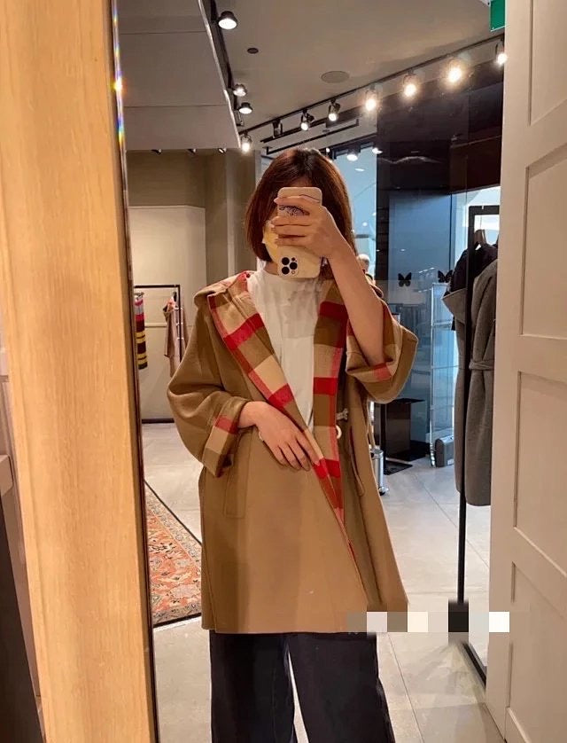 MaxMara 純羊毛斗篷漁夫褸