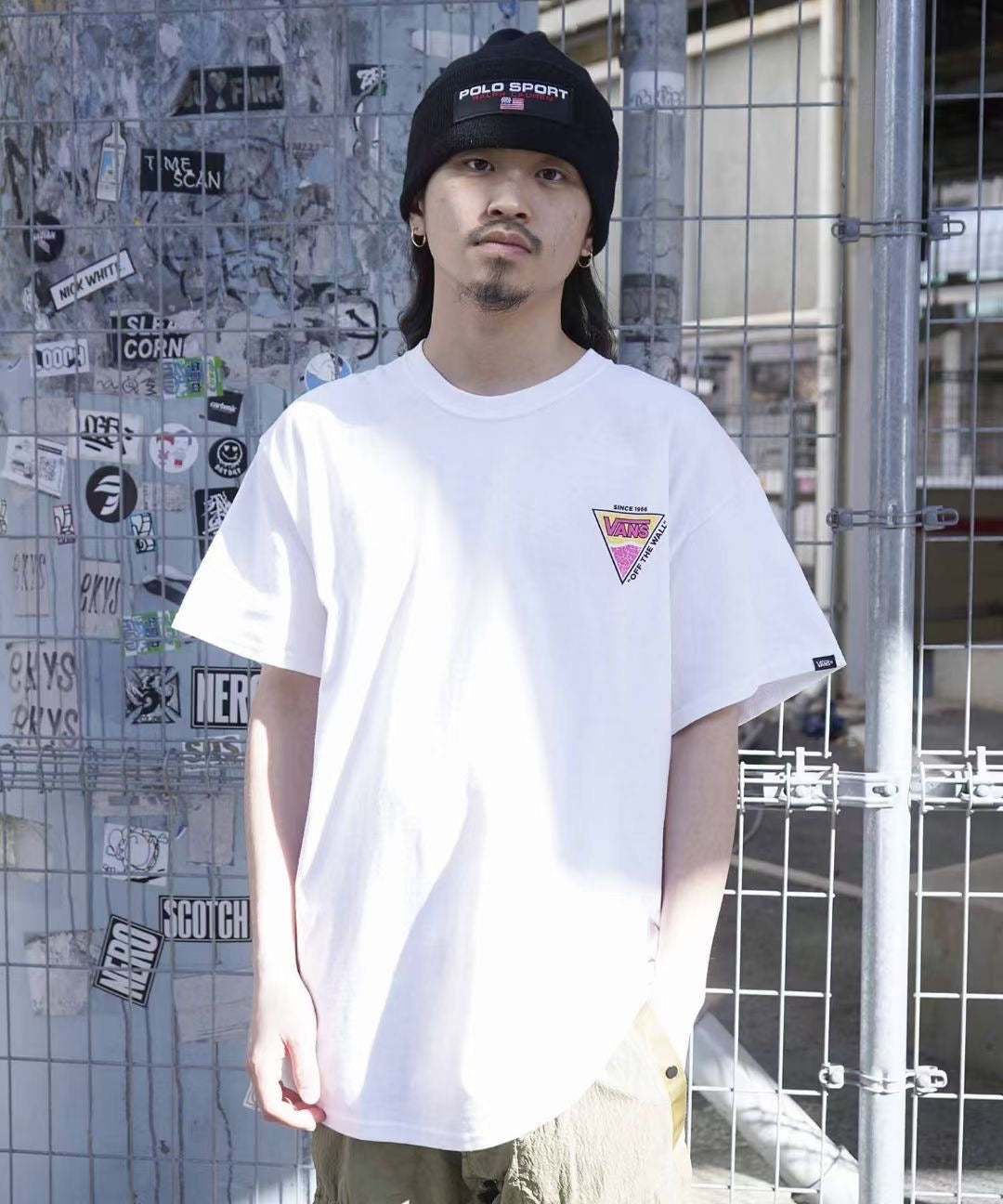 Vans 三角logo tee