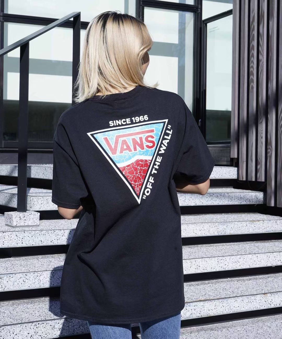 Vans 三角logo tee