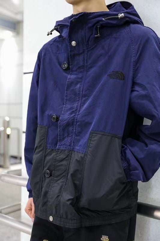 TNF 風褸外套