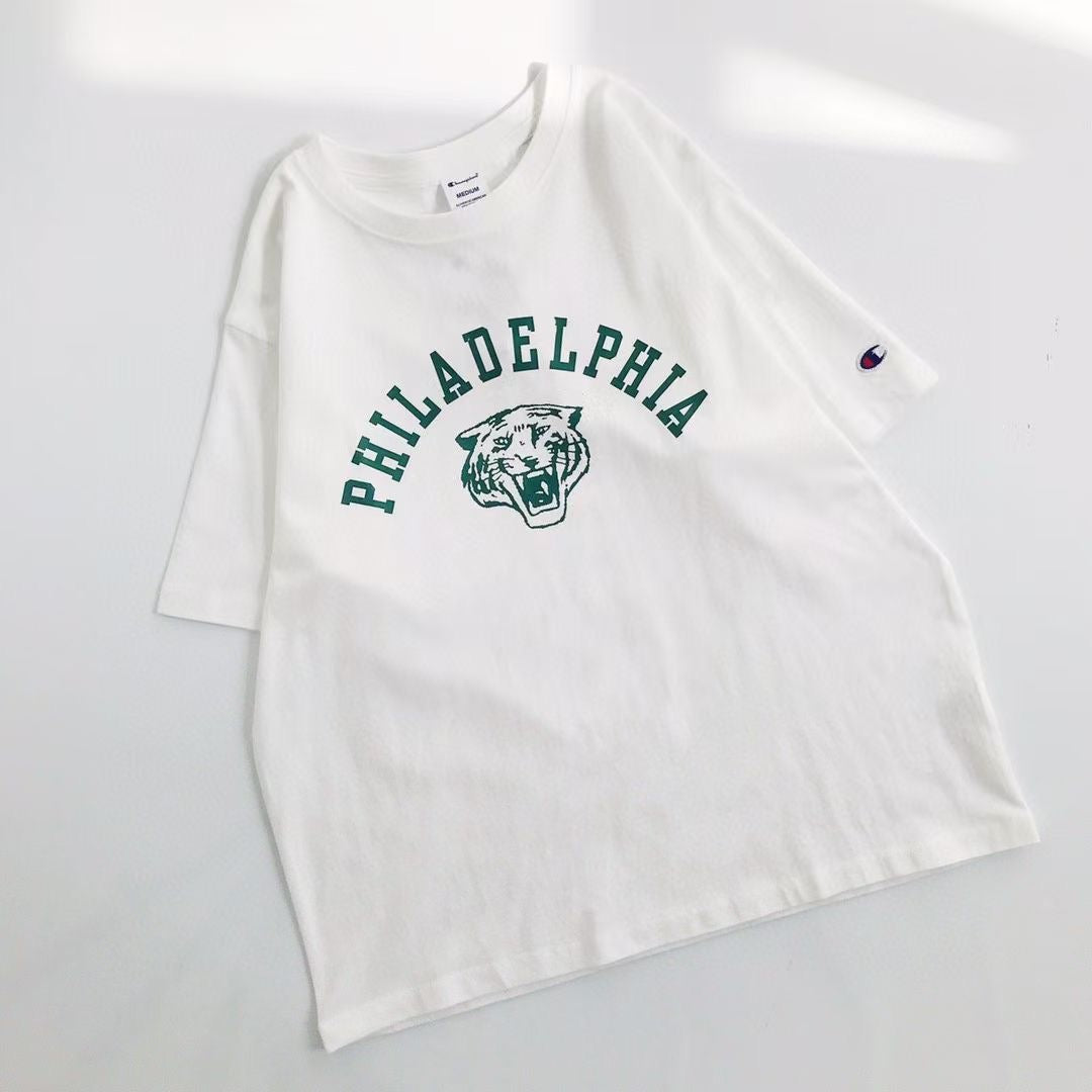 Champion pattern 字母tee