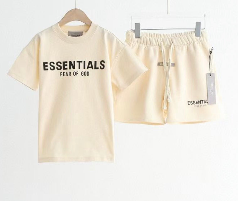 Essentials 童裝 twins set