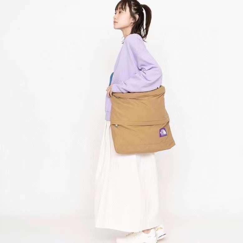 TNF 紫標shoulder bag