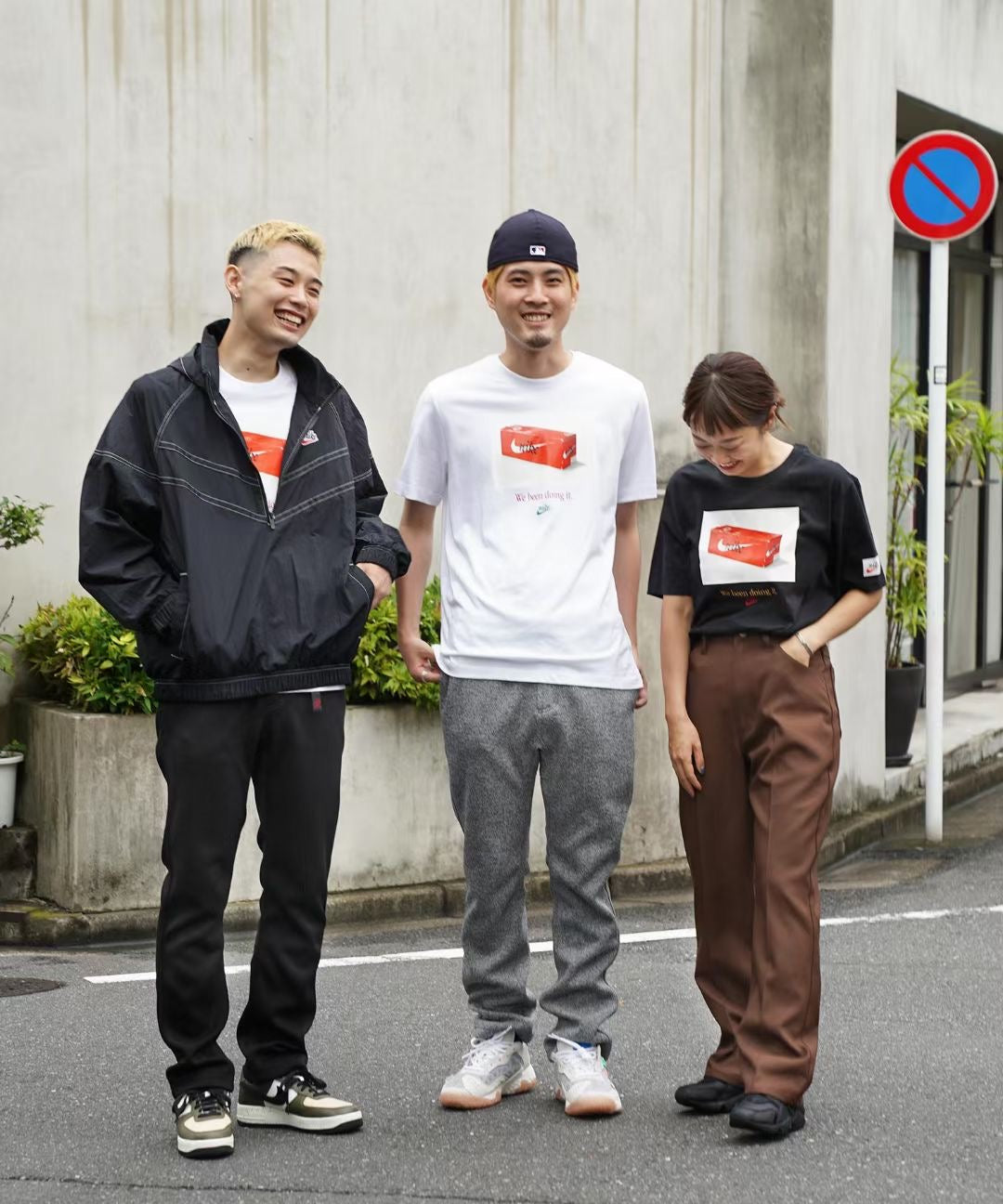 Nike 鞋盒tee