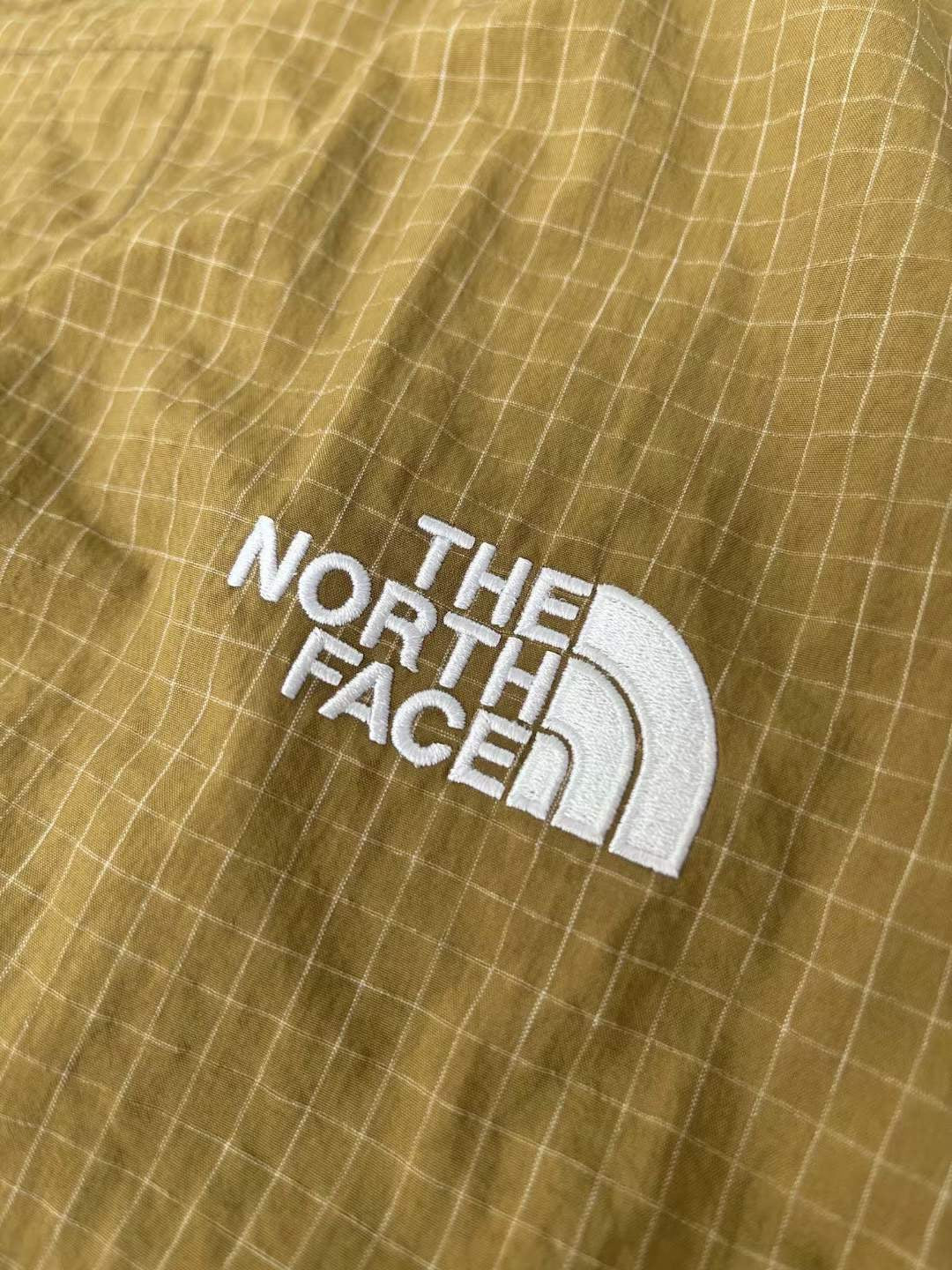 The north face 2 in 1 外套