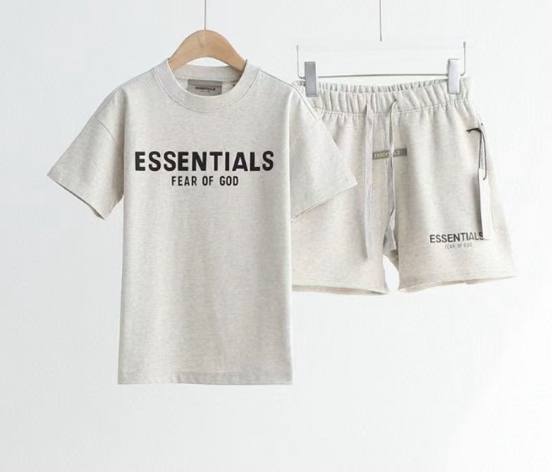 Essentials 童裝 twins set