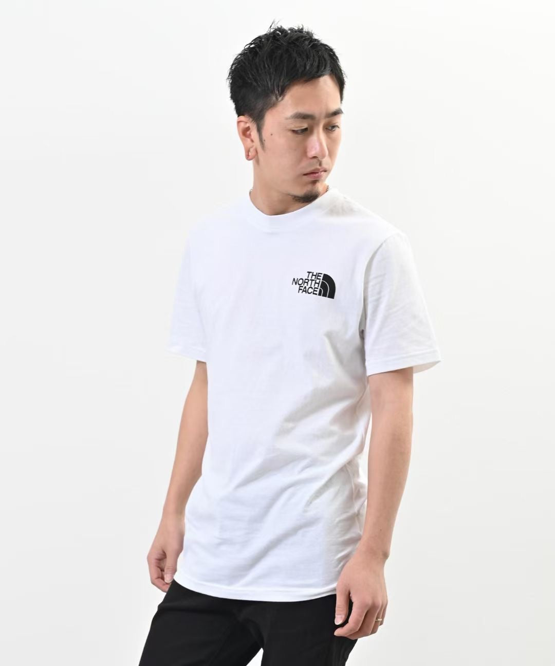 TNF 圖形pattern tee