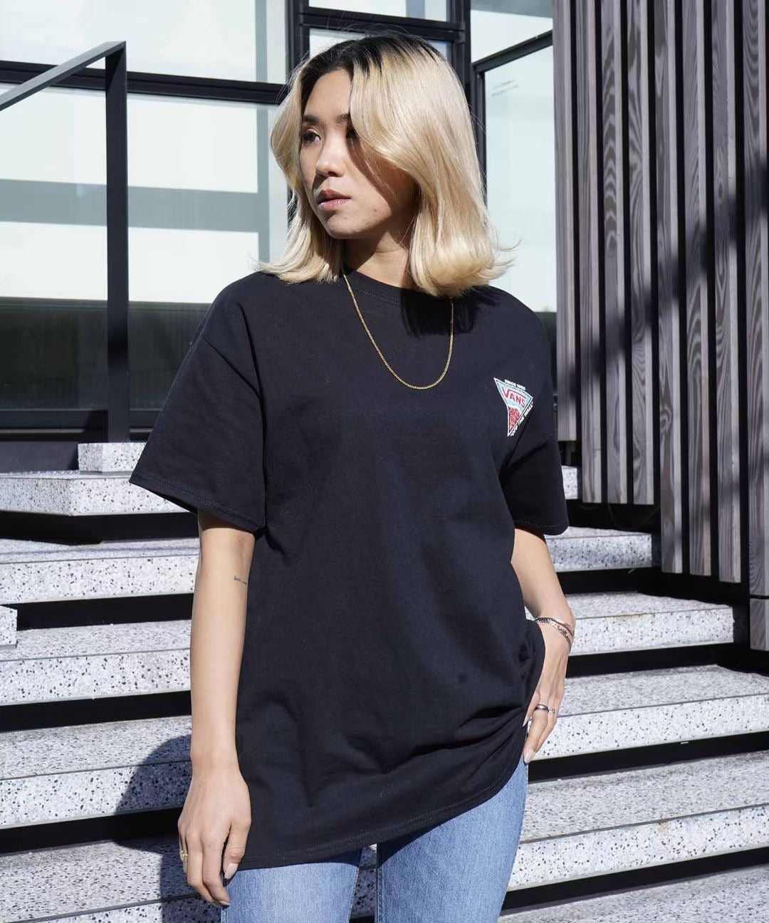 Vans 三角logo tee